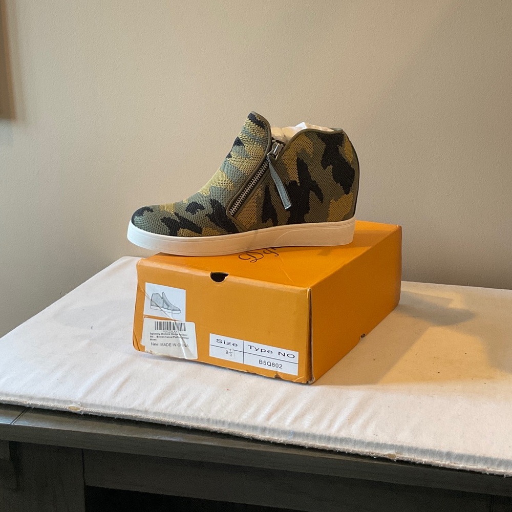 Camouflage womans Shoes with Zipper